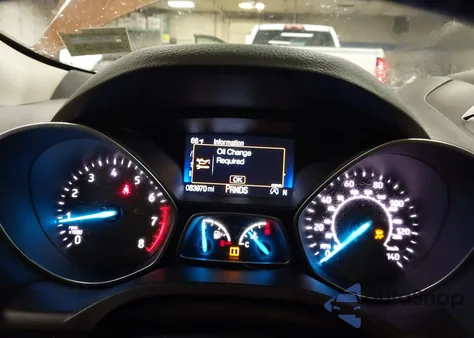 2017 Ford Escape Titanium из США, поврежденный, VIN 1FMCU9J95HUA33532